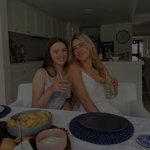 Meet your Posher, Brooke